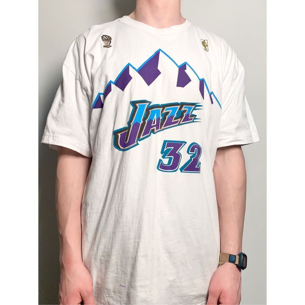 Carl Malone XXL shirt